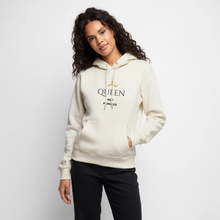 Lade das Bild in den Galerie-Viewer, Frauen Hoodie QUEEN not PRINCESS - Naturweiß
