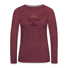 Lade das Bild in den Galerie-Viewer, Langarmshirt QUEEN not PRINCESS - Bordeauxrot meliert