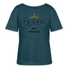 Lade das Bild in den Galerie-Viewer, T-Shirt QUEEN not PRINCESS - Dunkles Petrol