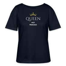 Lade das Bild in den Galerie-Viewer, T-Shirt QUEEN not PRINCESS II - Navy
