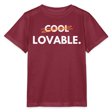 Lade das Bild in den Galerie-Viewer, Kinder T-Shirt LOVABLE II - Burgunderrot
