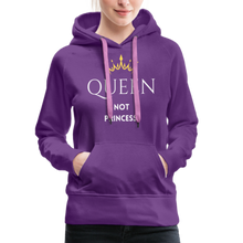 Lade das Bild in den Galerie-Viewer, Frauen Hoodie QUEEN not PRINCESS II - Purple
